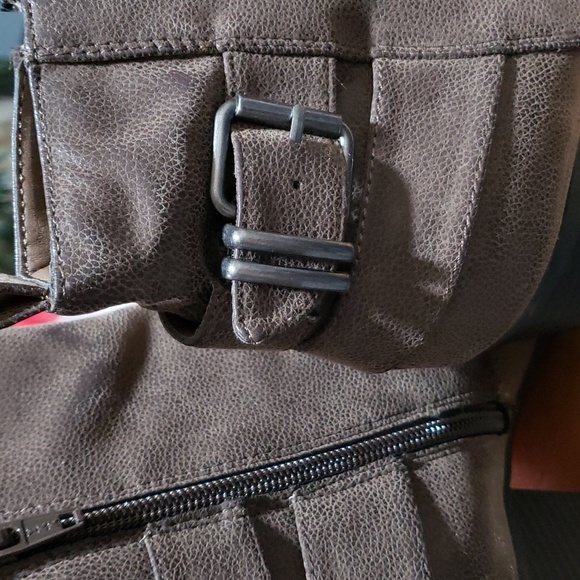 American Rage 9m - Picture 6 of 6